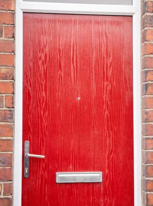 Stylish Home In York - Free Wifi & Parking - Close To Racecourse & City Centre Exterior photo